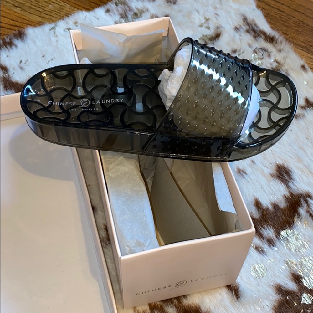 Black slip on size 8 (new in the box)